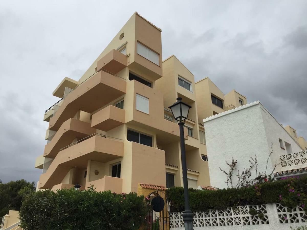 Casa Cachita 2-Confortable Estudio A Pie De Playa Естепона Екстериор снимка